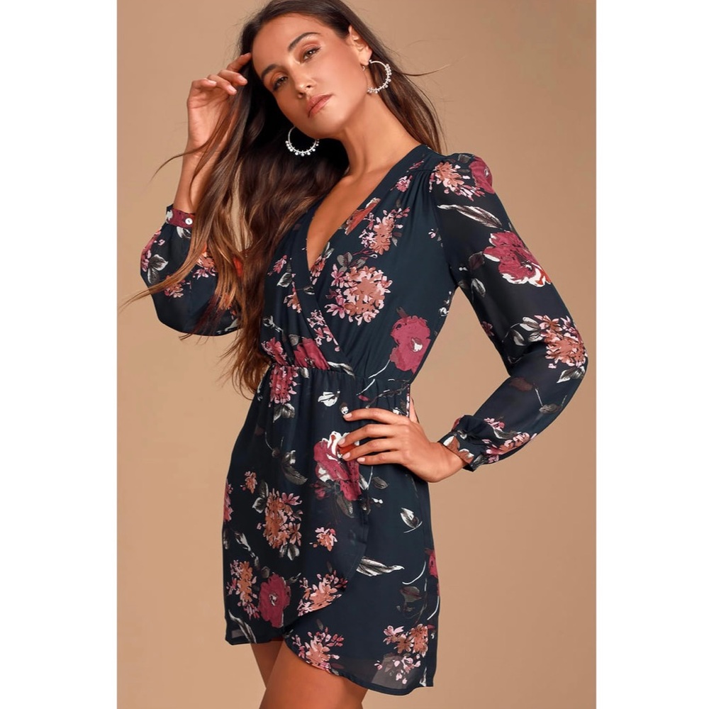 Lulu’s Pretty Pretender Navy Floral Print Dress